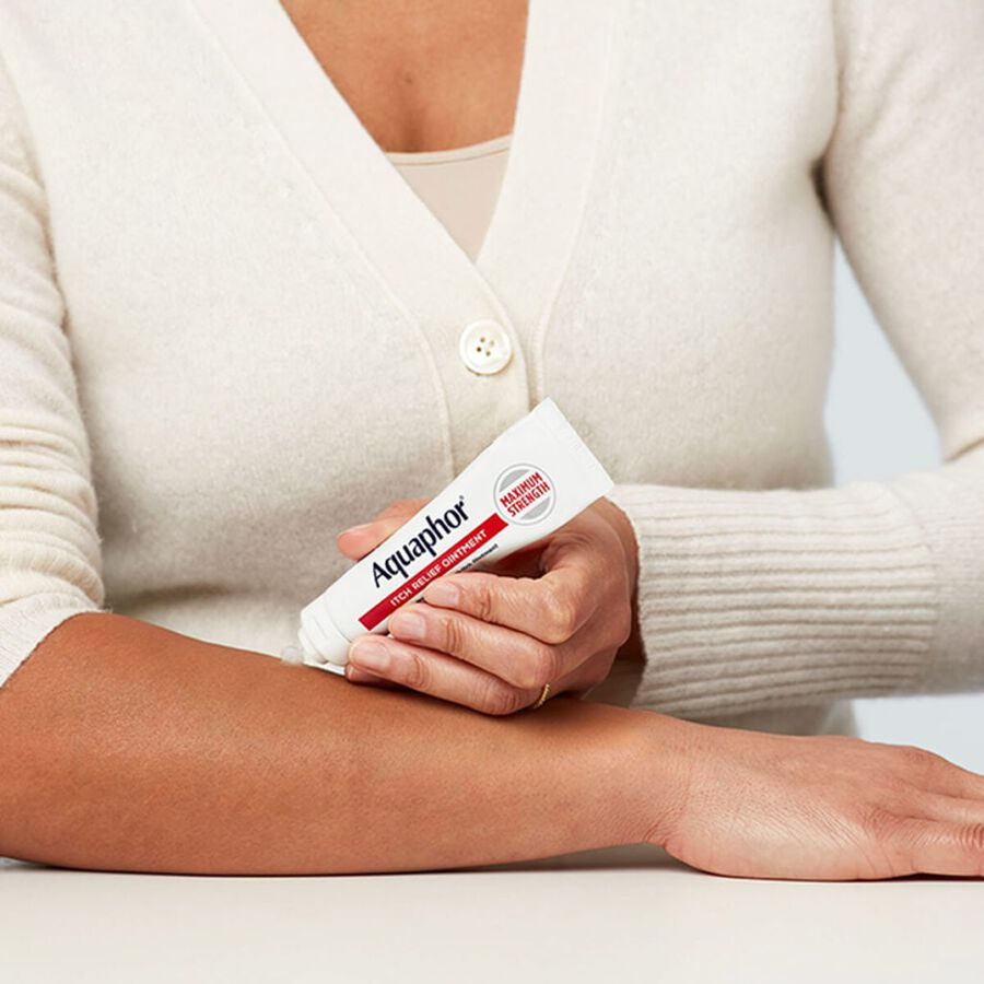 FSA Eligible Aquaphor Itch Relief Ointment, 1 Hydrocortisone, 1 oz